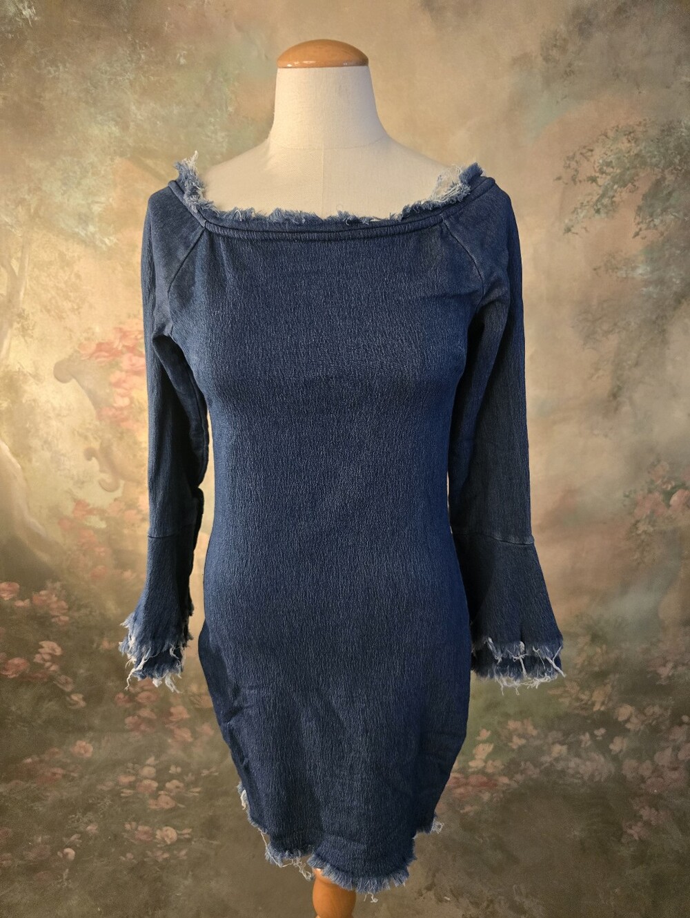 Venus Off The Shoulder Raw Edge Denim XS - Picture 2 of 14